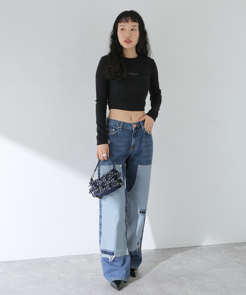 JOINT WORKS（ジョイントワークス）の「Calvin Klein Jeans / カルバン クライン ジーンズ A- LS MONOGRAM BABY TEE（Tシャツ/カットソー・レディース・ブラック/ホワイト・X-SMALL）」の17枚目の写真