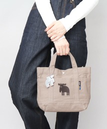 moz（モズ）の「キャンバス ミニ ハンドトートバッグ エルク リフレクトチャーム付き（トートバッグ）」