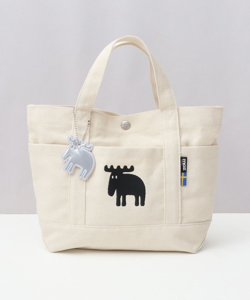 moz（モズ）の「キャンバス ミニ ハンドトートバッグ エルク リフレクトチャーム付き（トートバッグ・レディース・ホワイト/ピンク/グリーン/イエロー/ストライプ/ブラック/グレー/ブルー/ベージュ/インディゴブルー・FREE）」の2枚目の写真