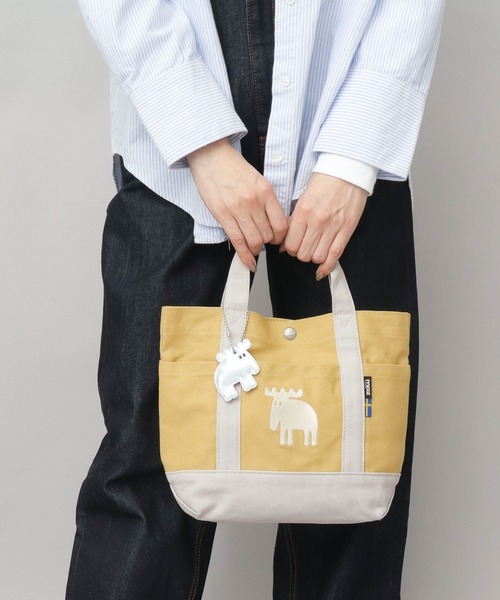 moz（モズ）の「キャンバス ミニ ハンドトートバッグ エルク リフレクトチャーム付き（トートバッグ・レディース・ホワイト/ピンク/グリーン/イエロー/ストライプ/ブラック/グレー/ブルー/ベージュ/インディゴブルー・FREE）」の8枚目の写真