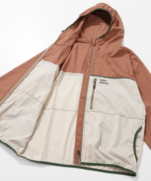 KRIFF MAYER（クリフメイヤー）の「さらさらエアーパッカブルジャケット（マウンテンパーカー・メンズ・ブラック/ナチュラル/レンガ/グリーン/カラフル・MEDIUM/LARGE/X-LARGE）」の13枚目の写真