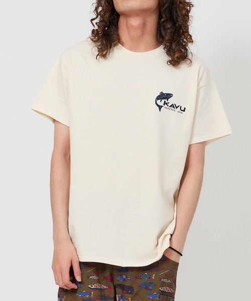 KAVU（カブー）の「KAVU/カブー Simple Salom Tee/シンプルサーモンティー（Tシャツ/カットソー・メンズ・インディゴブルー/マルーン/パープル/ブラック/オリーブ/ライトピンク/グレー/アッシュグレー/ナチュラル/ライム・LARGE/X-LARGE/MEDIUM）」の4枚目の写真