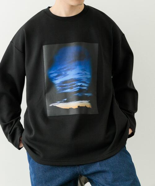 ITEMS URBANRESEARCH（アイテムズ アーバンリサーチ）の「Art Graphic ポンチカットソー Dawn（Tシャツ/カットソー・メンズ・ブラック/ホワイト・MEDIUM/LARGE）」の15枚目の写真