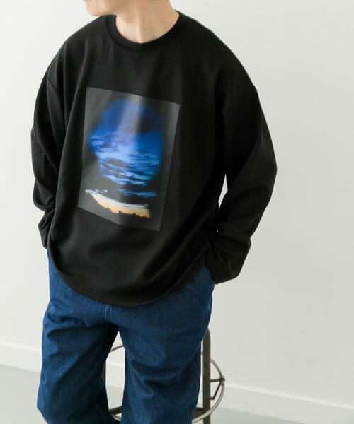 ITEMS URBANRESEARCH（アイテムズ アーバンリサーチ）の「Art Graphic ポンチカットソー Dawn（Tシャツ/カットソー・メンズ・ブラック/ホワイト・MEDIUM/LARGE）」の16枚目の写真