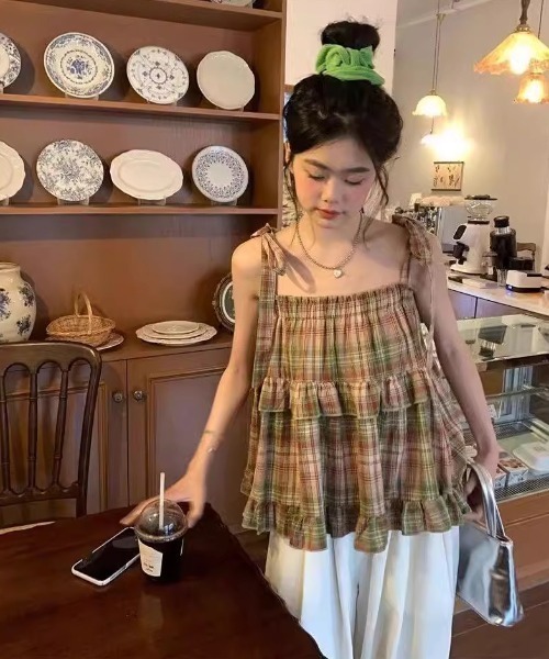 paravion(パラビオン)の「肩リボンチェックフレアキャミ(シャツ/ブラウス・レディース・ブラウン/レッド・FREE)」の6枚目の写真