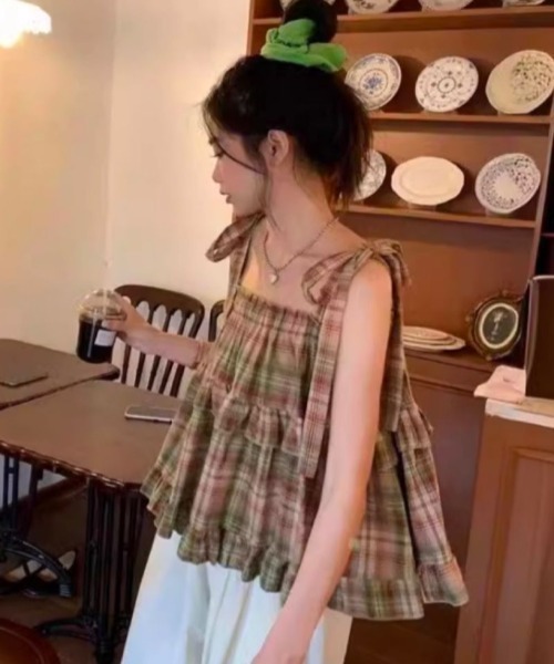 paravion(パラビオン)の「肩リボンチェックフレアキャミ(シャツ/ブラウス・レディース・ブラウン/レッド・FREE)」の15枚目の写真