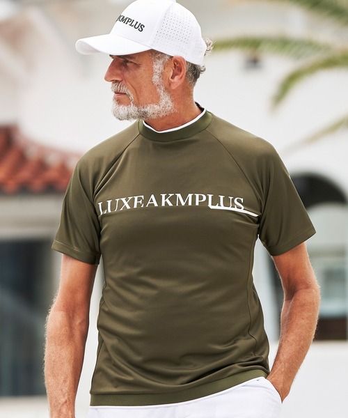 LUXEAKMPLUS(リュクスエイケイエムプラス)の「LUXEAKMPLUS(リュクスエイケイエムプラス)ゴルフ バックロゴ 半袖モックネックTシャツ(吸水 / UVカット / 冷感)(Tシャツ/カットソー・メンズ・ブラック/カーキ/ホワイト・S/M/L/XL/XXL)」の3枚目の写真