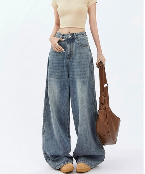 REBALANCE(リバランス)の「ワイドデニムパンツ(デニムパンツ・レディース・A・LARGE/MEDIUM/X-LARGE)」の3枚目の写真