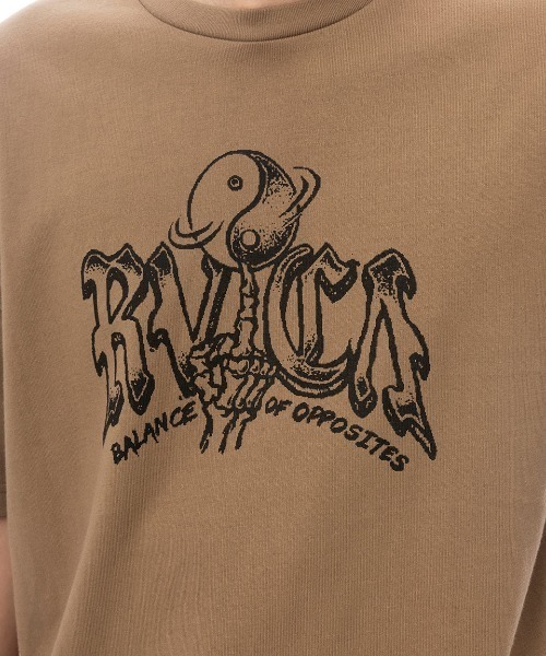RVCA(ルーカ)の「RVCA メンズ ROTATER SS Tシャツ 【2025年春夏モデル】/ルーカオーバーシルエットフロントプリント半袖Tシャツ(Tシャツ/カットソー・メンズ・ブラウン系その他/ブラック系その他/バーガンディー/ホワイト・SMALL/MEDIUM/LARGE/X-LARGE)」の7枚目の写真