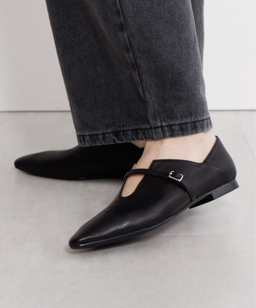 HIMIKO（ヒミコ）の「【HIMIKO】【ZOZOTOWN限定デザイン】ベルトデザインパンプス/650102（パンプス・レディース・ブラウン/シルバー/ブラック・24.0cm/23.5cm/23.0cm/22.5cm/22.0cm/21.5cm/26.5cm/26.0cm/25.5cm/25.0cm/24.5cm）」の2枚目の写真