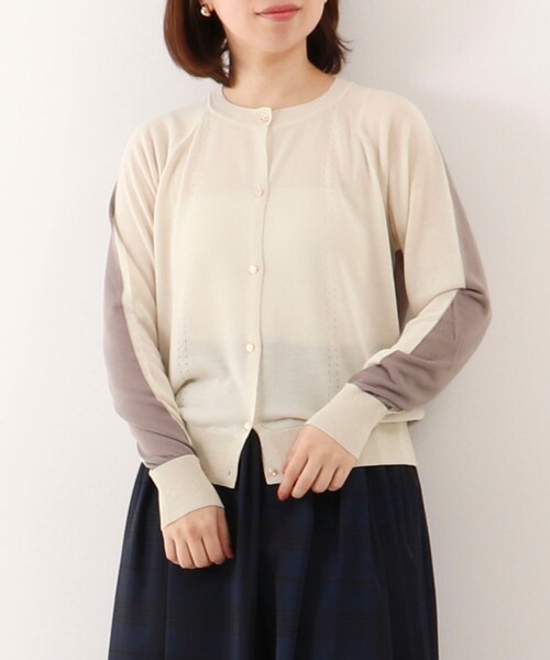 MICO COULIER（ミコクリエ）の「《UV加工》バイカラークルーネックカーディガン（カーディガン/ボレロ・レディース・ホワイト系その他/ブラック系その他/ブルー系その他・38）」の2枚目の写真