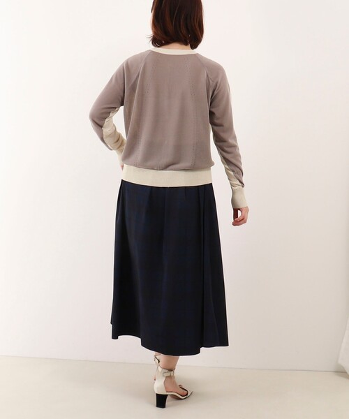 MICO COULIER（ミコクリエ）の「《UV加工》バイカラークルーネックカーディガン（カーディガン/ボレロ・レディース・ホワイト系その他/ブラック系その他/ブルー系その他・38）」の6枚目の写真