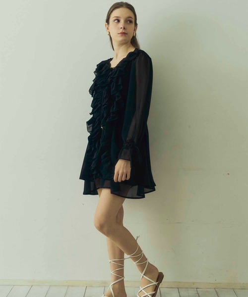 Luan(ルアン)の「【Luan】FRILL MINI ONEPIECE/フリルミニワンピース(ワンピース・レディース・ホワイト/ブラック・2/1)」の7枚目の写真
