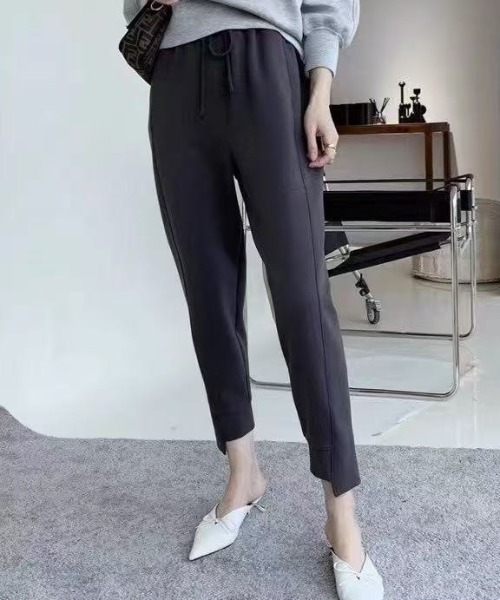 ap retro（アプレトロ）の「ポンチジョガーパンツ / ラフパンツ（スウェットパンツ・レディース・カーキ/ブラック/グレー/オフホワイト/チャコール・FREE）」の13枚目の写真