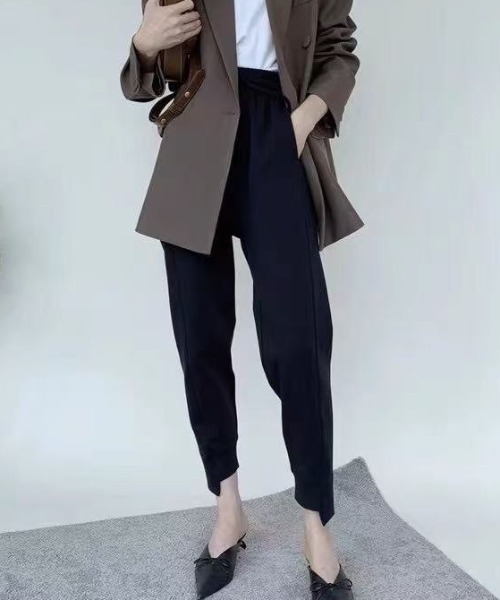 ap retro（アプレトロ）の「ポンチジョガーパンツ / ラフパンツ（スウェットパンツ・レディース・カーキ/ブラック/グレー/オフホワイト/チャコール・FREE）」の6枚目の写真