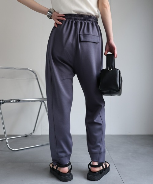 ap retro（アプレトロ）の「ポンチジョガーパンツ / ラフパンツ（スウェットパンツ・レディース・カーキ/ブラック/グレー/オフホワイト/チャコール・FREE）」の11枚目の写真