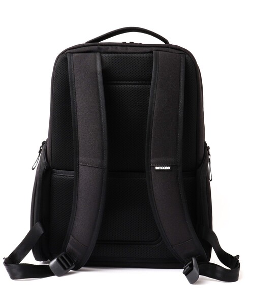 バッグ A.R.C. Daypack - Black Incase エーアールシートラベルパック(A.R.C. Travel Pack) - 黒