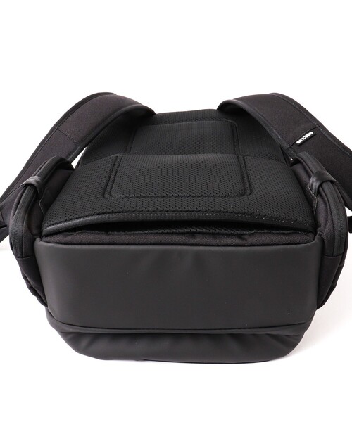 incase(インケース)の「【Incase/インケース】A.R.C Daypack(バックパック/リュック・メンズ・ブラック・FREE)」の14枚目の写真