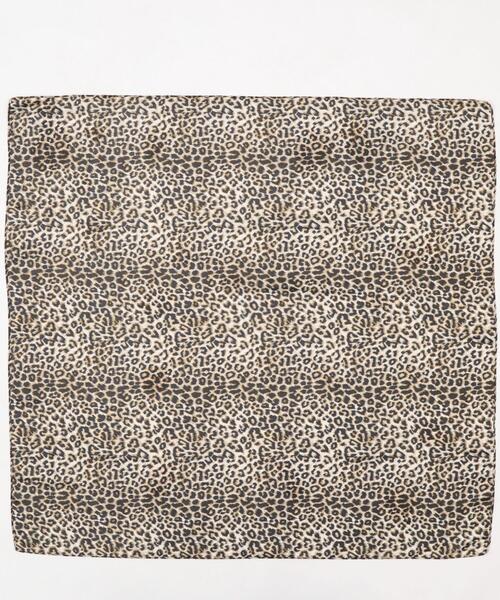 WEGO(ウィゴー)の「WEGO/レオパードBIGスカーフ(バンダナ/スカーフ・レディース・ベージュ/ブラウン・FREE)」の1枚目の写真