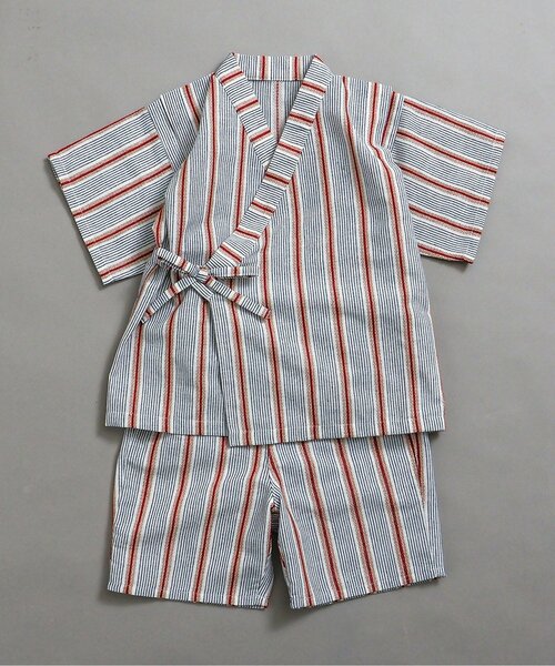 BREEZE（ブリーズ）の「【すっぽり着られる】総柄いろいろ甚平（浴衣・キッズ・キャメル/レインボー/ネイビー/オレンジ/ストライプ/ターコイズブルー/ブラック/アイボリー・80/90/100/110/120/130/140）」の8枚目の写真