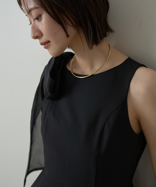 EMMA ROUGE VIF(エマルージュヴィフ)の「【一部店舗限定】肩リボンロングワンピース(ワンピース・レディース・ブラック/ベージュ・38/36)」の20枚目の写真