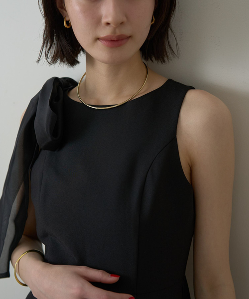 EMMA ROUGE VIF(エマルージュヴィフ)の「【一部店舗限定】肩リボンロングワンピース(ワンピース・レディース・ブラック/ベージュ・38/36)」の21枚目の写真