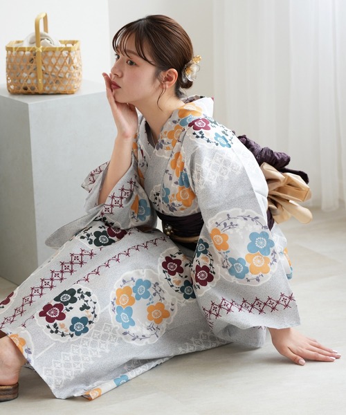 utatane(ウタタネ)の「選べる浴衣3点セット utataneオリジナル 国内染色(浴衣・レディース・ブラウン系1/ホワイト系1/ホワイト系2/ブラック系2/ホワイト系3/グリーン系1/ホワイト系5/ブラック系1/アイボリー系1/ネイビー系1/ホワイト系4/ブラック系3/ブラック系4/ホワイト系6/グレー系1/グリーン系2/パープル系1/ホワイト系7/ブラック系5・FREE)」の13枚目の写真