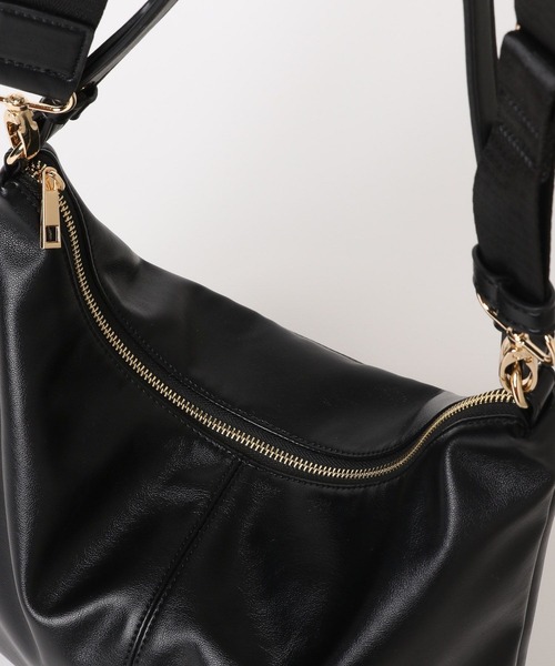 Elura（エルーラ）の「ソフトレザーショルダーＢＡＧ/326228（ハンドバッグ・レディース・ブラック/ホワイト/ベージュ・ONE SIZE）」の19枚目の写真