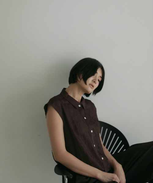 anuke（アンヌーク）の「Washer Sleeveless Shirts（シャツ/ブラウス・レディース・ブラウン/クリーム・FREE）」の11枚目の写真