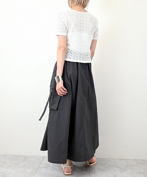 STYLEBLOCK(スタイルブロック)の「Nワッシャータフタドロストカーゴフレアスカート(スカート・レディース・チャコールグレー/アイボリー/カーキ/ブラック・M)」の9枚目の写真