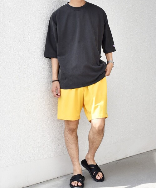 Champion(チャンピオン)の「【SHIPS any別注】Champion: ブリーチ ドルマン キャンプポケット Tシャツ◇(Tシャツ/カットソー・メンズ・ブラック/ネイビー/グリーン/ブラウン・SMALL/MEDIUM/LARGE/X-LARGE)」の5枚目の写真