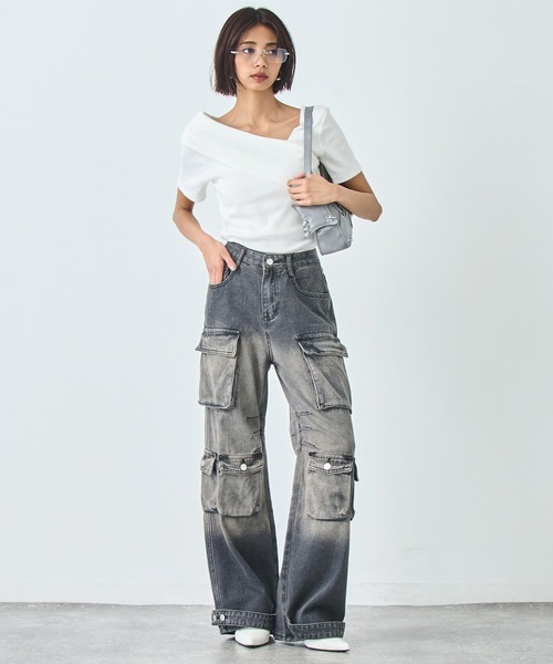 ANAP(アナップ)の「ウォッシュ 加工 デニム カーゴパンツ(カーゴパンツ・レディース・ブルー/ブラック・S/M)」の13枚目の写真