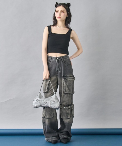 ANAP(アナップ)の「ウォッシュ 加工 デニム カーゴパンツ(カーゴパンツ・レディース・ブルー/ブラック・S/M)」の14枚目の写真