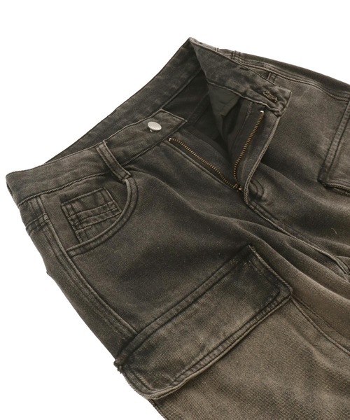 ANAP(アナップ)の「ウォッシュ 加工 デニム カーゴパンツ(カーゴパンツ・レディース・ブルー/ブラック・S/M)」の4枚目の写真