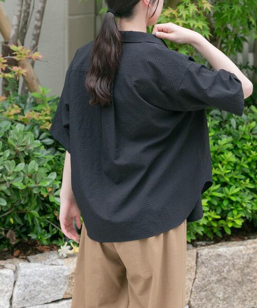 FORK&SPOON(フォークアンドスプーン)の「FORK&SPOON アニヴェンサッカーシャツ(シャツ/ブラウス・レディース・ダークブラウン/ブラック・1)」の6枚目の写真