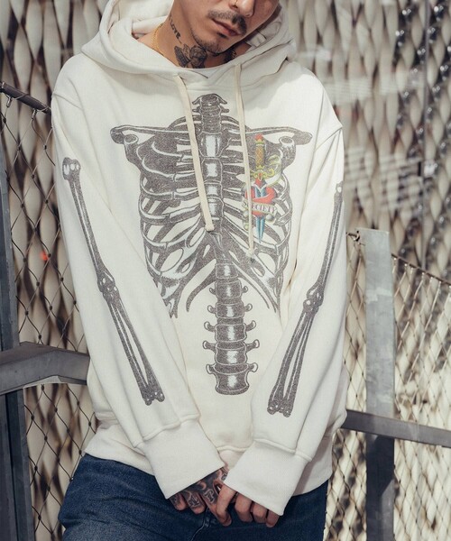 Subciety（サブサエティ）の「Skelton hoodie（ベスト・メンズ・ブラック/ホワイト・X-LARGE/LARGE/MEDIUM/SMALL）」の6枚目の写真