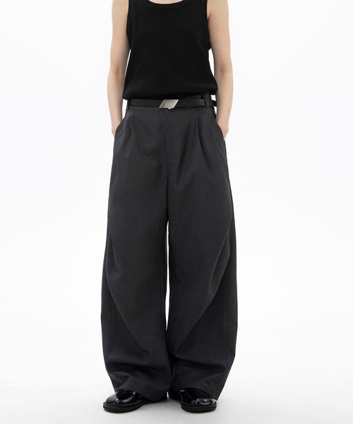 HOOK(フック)の「タックカーブワイドパンツ(カーゴパンツ・メンズ・ダークグレー/ベージュ/ブラック・MEDIUM/LARGE/X-LARGE)」の7枚目の写真