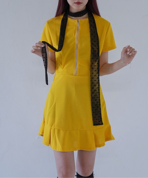 Uenui(ウニュイ)の「【 cunii 】 スタイルアップ×フェミニンな美シルエットZIPワンピース(ワンピース・レディース・ブラック/イエロー/ブルー・FREE)」の3枚目の写真