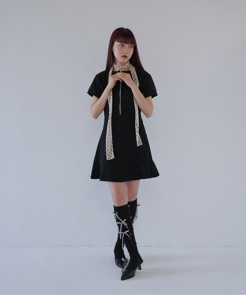 Uenui(ウニュイ)の「【 cunii 】 スタイルアップ×フェミニンな美シルエットZIPワンピース(ワンピース・レディース・ブラック/イエロー/ブルー・FREE)」の9枚目の写真