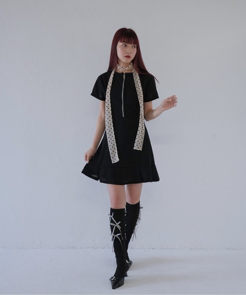 Uenui(ウニュイ)の「【 cunii 】 スタイルアップ×フェミニンな美シルエットZIPワンピース(ワンピース・レディース・ブラック/イエロー/ブルー・FREE)」の14枚目の写真