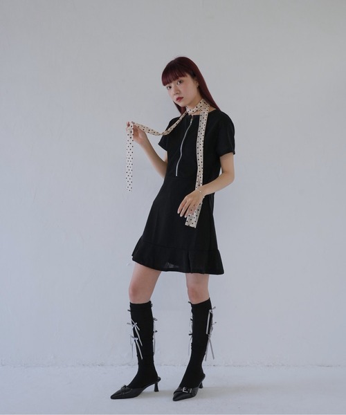Uenui(ウニュイ)の「【 cunii 】 スタイルアップ×フェミニンな美シルエットZIPワンピース(ワンピース・レディース・ブラック/イエロー/ブルー・FREE)」の19枚目の写真