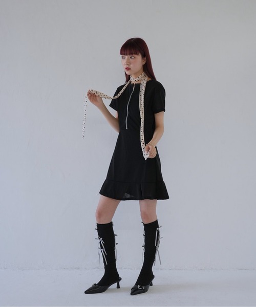 Uenui(ウニュイ)の「【 cunii 】 スタイルアップ×フェミニンな美シルエットZIPワンピース(ワンピース・レディース・ブラック/イエロー/ブルー・FREE)」の20枚目の写真