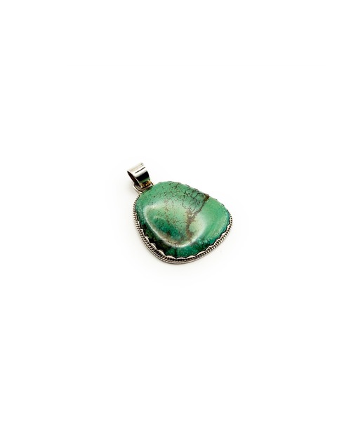 Indian Jewelry(インディアンジュエリー)の「THEATER シアター ビッグネーチャーターコイズペンダントトップ Made in USA(チャーム・レディース・シルバー・FREE)」の1枚目の写真