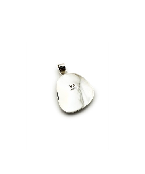 Indian Jewelry(インディアンジュエリー)の「THEATER シアター ビッグネーチャーターコイズペンダントトップ Made in USA(チャーム・レディース・シルバー・FREE)」の5枚目の写真
