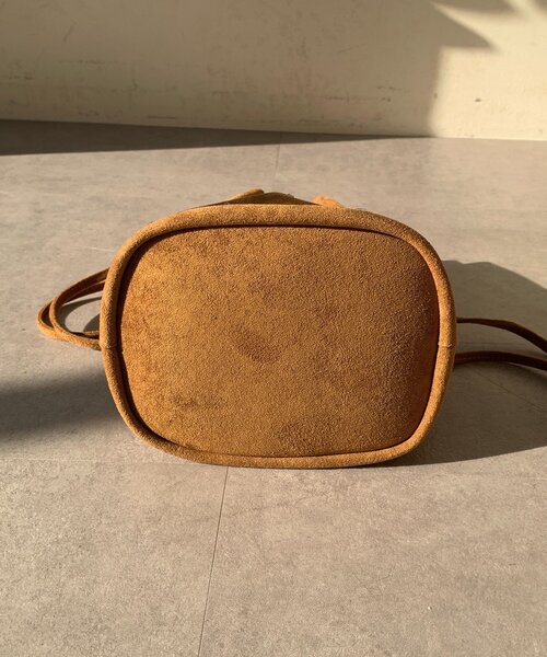 スエードスタッズドロストバッグ（ショルダーバッグ）｜DouDou