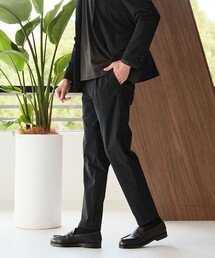 高級感◎美品★ユナイテッドアローズ　360°テーパードパンツ　1.3万　S　黒 人気◎美品☆ユナイテッドアローズ 360°テーパードイージー