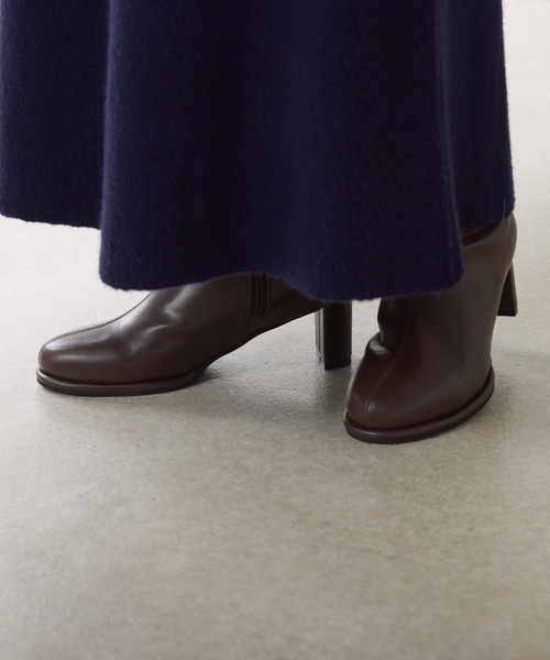 PAPILLONNER（パピヨネ）の「ラウンドトゥショートブーツ（ブーツ・レディース・ダークブラウン/ブラック・S/M/L）」の6枚目の写真