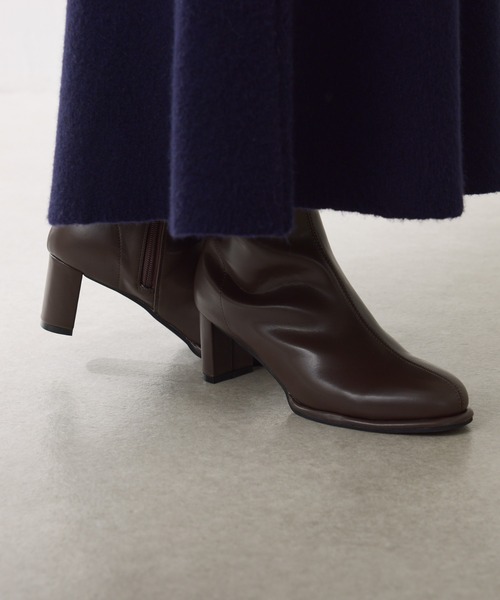 PAPILLONNER（パピヨネ）の「ラウンドトゥショートブーツ（ブーツ・レディース・ダークブラウン/ブラック・S/M/L）」の10枚目の写真