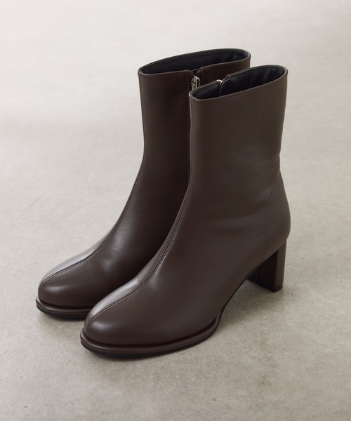 PAPILLONNER（パピヨネ）の「ラウンドトゥショートブーツ（ブーツ・レディース・ダークブラウン/ブラック・S/M/L）」の12枚目の写真