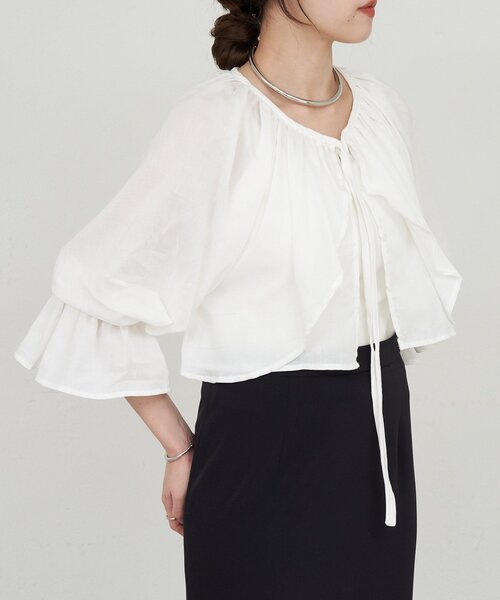 SHENERY（シーナリー）の「フリルボレロブラウス（シャツ/ブラウス・レディース・ブラック/オフホワイト・FREE）」の22枚目の写真